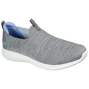 NEW IN BOX SKECHERS WOMENS GRACIOUS TOUCH ULTRA FLEX SLIP ON SNEAKERS SZ 9